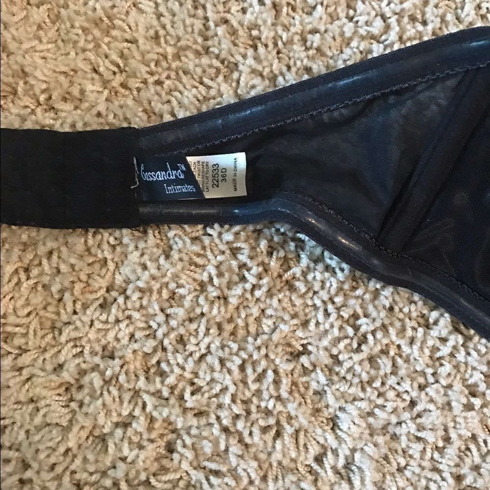 Cassandra Intimates bra 36D - Picture 4 of 6